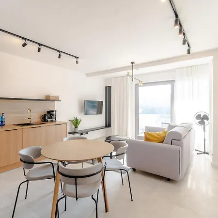 View Balticus 82 By Renters *